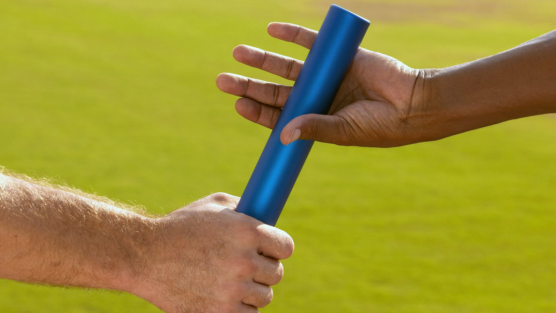 峰回路转：比赛始终扣人心弦，不容错过，峰回路转的励志图片