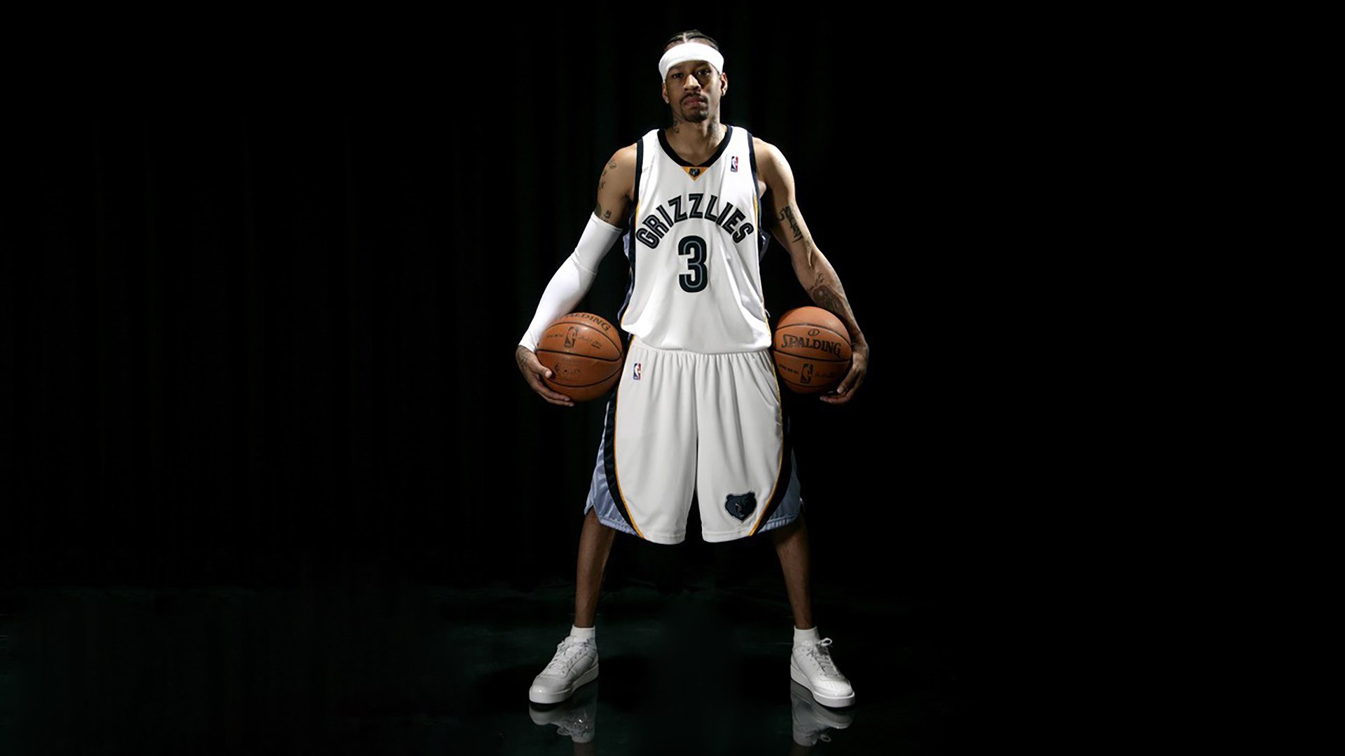 开云APP-掘金完封湖人，全明星赛前哨战中约基奇双手暴扣点燃全场，掘金约基奇合同